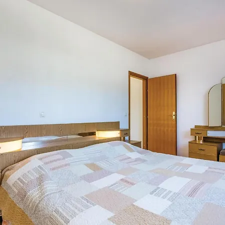 Stunning Apartment In Rab With Kitchen Apartment *