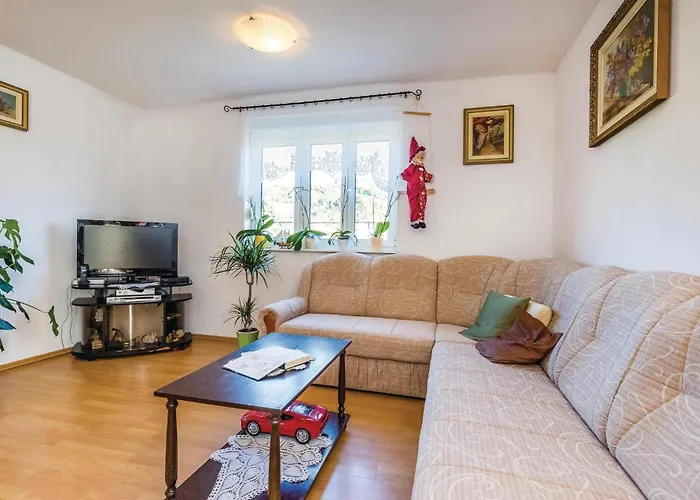 Stunning In Rab With Kitchen