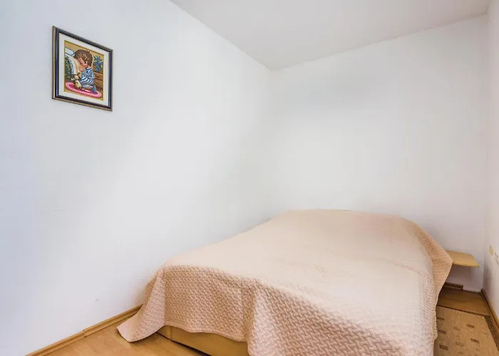 Appartement Stunning In Rab With Kitchen